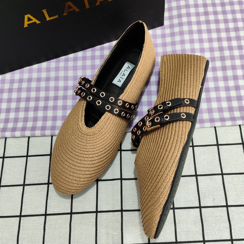 Alaa Tan Woven Espadrille Flats With Black Leather Insole